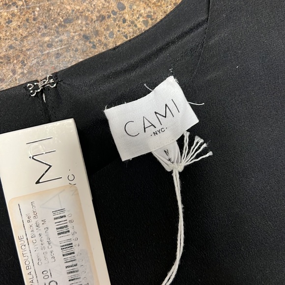 NWT Cami NYC black bell long sleeve with lace detail silk blouse size M - Picture 3 of 5